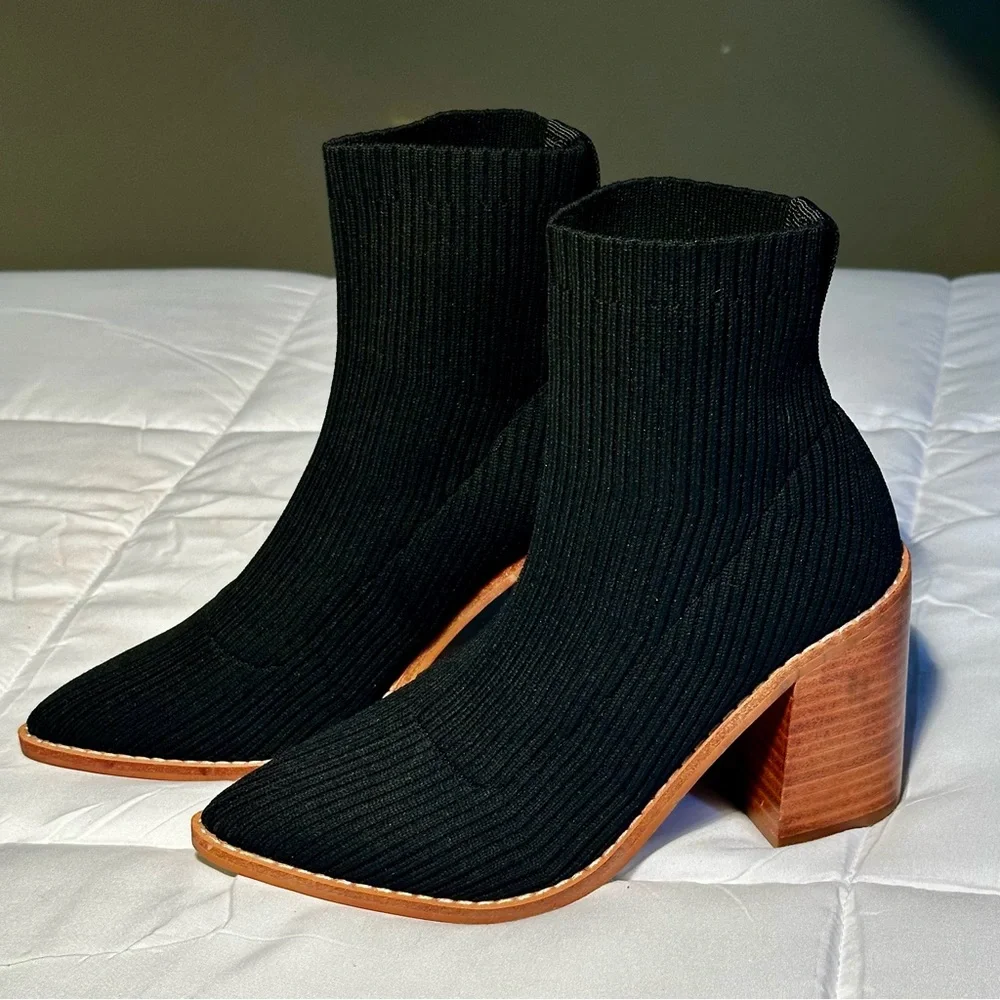 Steven by Steve Madden Nara Stacked Heel Knit Sock Bootie in Black Size 4 - Picture 8 of 14